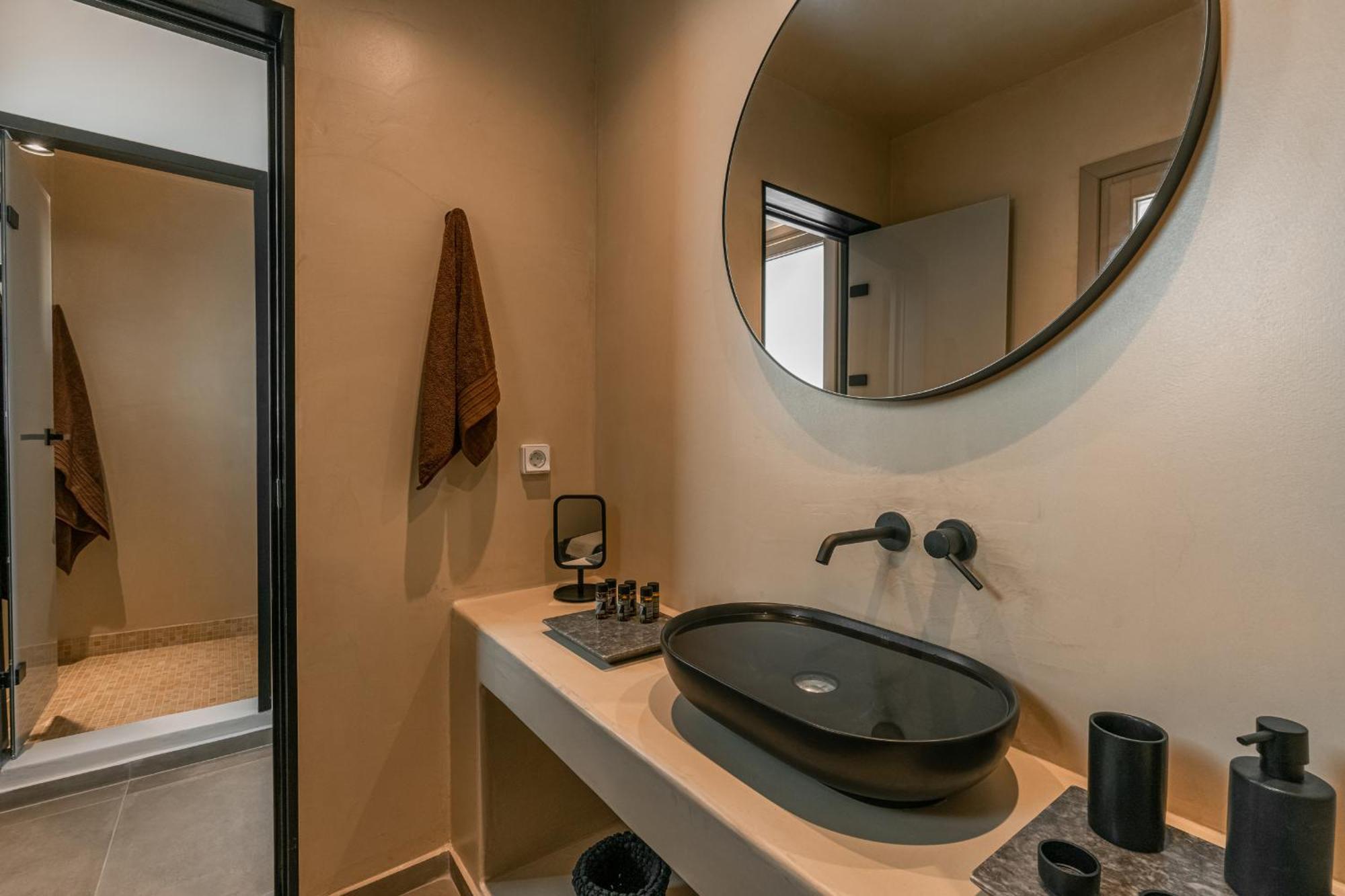 Living Moments Villa Fira  Luaran gambar